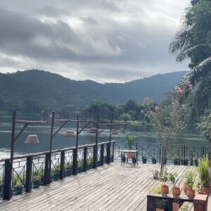 Omarosa Manigault Instagram - Greetings from Akosombo!  @afrikikoresort 🇬🇭