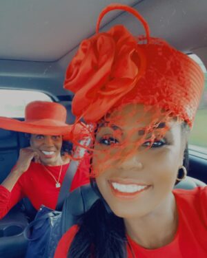 Omarosa Manigault Instagram - Last Sunday  was so special! We celebrated the 130th Anniversary of @thesanctuaryatmtcalvary with my husband Pastor @johnallennewman 🤍🤍🤍
First Lady Omarosa Newman