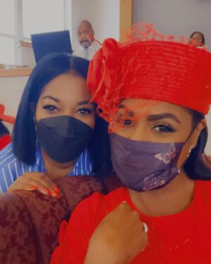 Omarosa Manigault Instagram - Last Sunday  was so special! We celebrated the 130th Anniversary of @thesanctuaryatmtcalvary with my husband Pastor @johnallennewman 🤍🤍🤍
First Lady Omarosa Newman