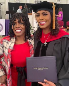 Actress Omarosa Manigault HD Instagram Photos and Wallpapers May 2024