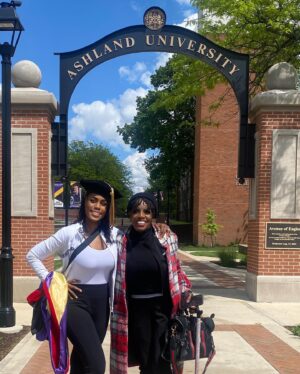 Omarosa Manigault Instagram - I gave Momarosa another “Puffy Hat” for Mother’s Day! She is such a blessing to my life. I thank God everyday for her! Love you Momma! 🤍