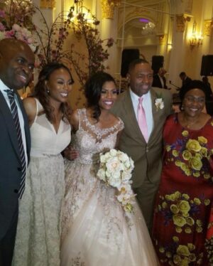 Omarosa Manigault Instagram - Happy 6th Anniversary to my wonderful Husband @johnallennewman 🤍🤍🤍
#HappilyEverNewman