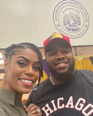 Omarosa Manigault Instagram - Last day of the semester photo dump! 💙💛
#lawyerloading🎓📚⚖️ 
#HBCU