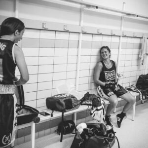 Ophélie Bau Instagram - Merci à @alexandre.cabane 
Merci à tous ceux qui étaient là autour du ring, et ceux qui étaient là par la pensée ! 
🌞🦁
📸 @laurentvilarem_lvstudio 
🥊 @rinkagefight 

Bravo à tous les combattants !
|
|
|
|
|
|
|
|
#boxe #boxeanglaise #boxer #amateurboxing #montpellier #combat #nobleart