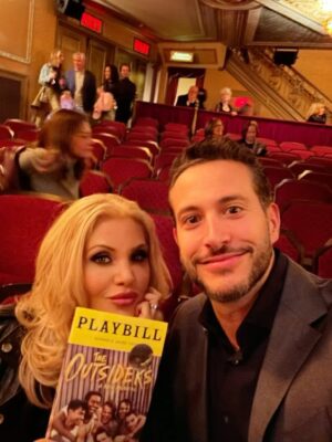 Orfeh Instagram - Don’t call it a throwback😜 Have you gotten your 🎟️🎟️to my fave & BEST musical I’ve seen in a LONG time yet⁉️ @outsidersmusical is PHENOMENAL (my excessively used word but highly appropriate in this case)😜🙌🏻💥 
Enjoy some pics of a few of your beloved party people😜🥰 And just a few of the INCREDIBLE cast & creatives from the show‼️⭐️⭐️⭐️ Thank you to my fellow one named wonder superstar and super producer @mslachanze for having us🥰 
.
.
.
@tomlamendola @jdixonnyc @macantone @kupermanbrothers @danberry.j @lesliekritzer @pepamama @jason.s.schmidt 🙌🏻‼️
.
.
.
#theoutsiders @broadway #musicmonday #nyc #itsahit