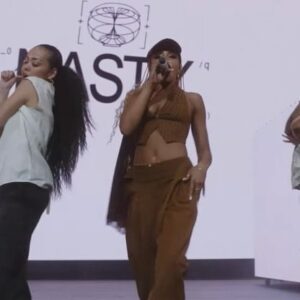 Oriane Serveille Instagram - COACHELLA BABYYYYYY !!
I need a few more days to wrap my head around this one 🥹🥹 got to share the stage with the fam and could’ve not have wished for a better first 🫶🏽🌟 

@tinashenow you SUPERSTAR !! we gotta set the bar even higher cause you make this look too easyyyy 🥵 love you and can’t wait to see what’s next 😌

@shaylatukolan grateful is an understatement! Bringing me on board to build this show and help make all the visions come to live was such an honor 💞✨ miss you already 🥹🥺

To my peers I got to share this moment with @pauline.casino @dancin_darina @maasaishihara @monyettc @khalilmcneil @yehvyn @jaygotthemoves you guys are the shiiiiit !! I love you all and was blessed to have this moment with such beautiful people, movers, artists. You all inspire me in your own special way 🙏🏽

[BTS coming soon (couldn’t make it all fit in one post 🤷🏽‍♀️😅)]