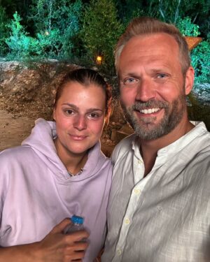 Ornella Koktová Instagram - 🔥SURVIVOR🔥
Ornella - 3. vypadnuta

Velka skoda, ze to Ornella zabalila. Podle ohlasu si delala do te doby dobre jmeno. Na soubojich se do toho dostavala a urcite nebyla nejhorsi. V kmeni nebyla na obtiz a mela vlastni hlavu, humor a take ostrost na to, aby nehlasovala s davem.

Mozna to vyplývá z toho, ze vedela, ze nepojede na vitezstvi, ale i tak bavila.
Osobne jsem ji a nejake kauzy okolo Ornelly neznal a nepotrebuju znat. Na me pusobila velmi prijemne. Jako clovek, ktery se jen tak z neceho nezblazni a je v nem vic, nez by cekali ostatni a nebo i ona sama.

Vypravi se s ni skvele a koneckoncu mrknete na rozhovor s ni na @yesstv_  Hero/Hero

Jeji veta - rikam ji skřetka - 🙈🤣🤣 zustane v mem videoarchivu naporad

Hodne stesti a diky za hru
#survivorcs2024 
@ornellakoktova