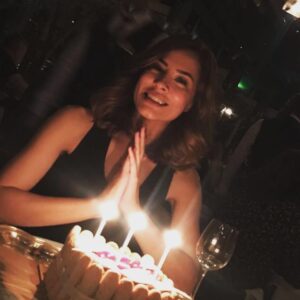 Özlem Conker Instagram - Benim dogumgunume cok var ve dilekler beklemez..