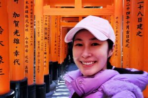 Paige Chua Instagram - Kyoto is a destination I've been wanting to visit for the longest time. The charm, and nostalgia of the celebrated cultural capital of Japan fascinated me. 

Well, as of all major cities, Kyoto has also been modernised. But the remnants of the past is still evident and held in pride.

#fushimiinari