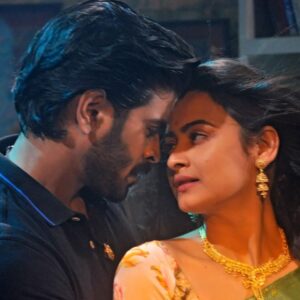 Pallabi Dey Instagram - Rudra & Gouri ❤
"The Show Must Go On" 
From the sets of #MonManeNa

Upcoming episode. Keep watching Mon Mane Na :)

#colorstv #tollywood #shoots