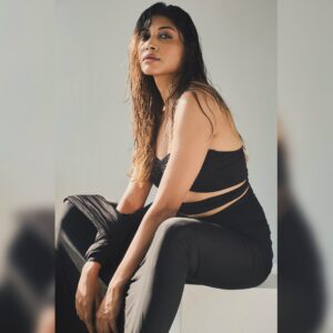 Pallavi Das Instagram - Hey hey⚡️
..
Outfit @deme_love_ 
📸 @venurasuri 
HMU @pooja_dhakaan1