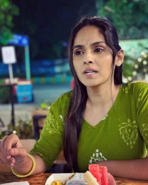 Pallavi Patil Instagram - नुसती बडबड 🤪
.
.
#candid #talktalktalk #pallavipatil