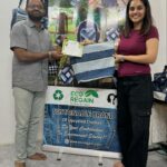 Pallavi Patil Instagram – You can give your old clothes in their store.@ecoregain_official 
which they recycle and reuse in fashionable and sustainable way that matches your style quotient.
I am happy to be part of this initiative.
@swapniljo10 You are doing great work .
Thanks for the tote bag ☺️
.
.
#ecoregain #ecofriendly #ecofriendlyfashion #ecofriendlybusiness #recycle #reuse #fromdenimtobag