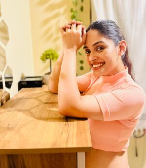 Pallavi Patil Instagram - 🌸
.
.
📸 @pranavgodsephotography