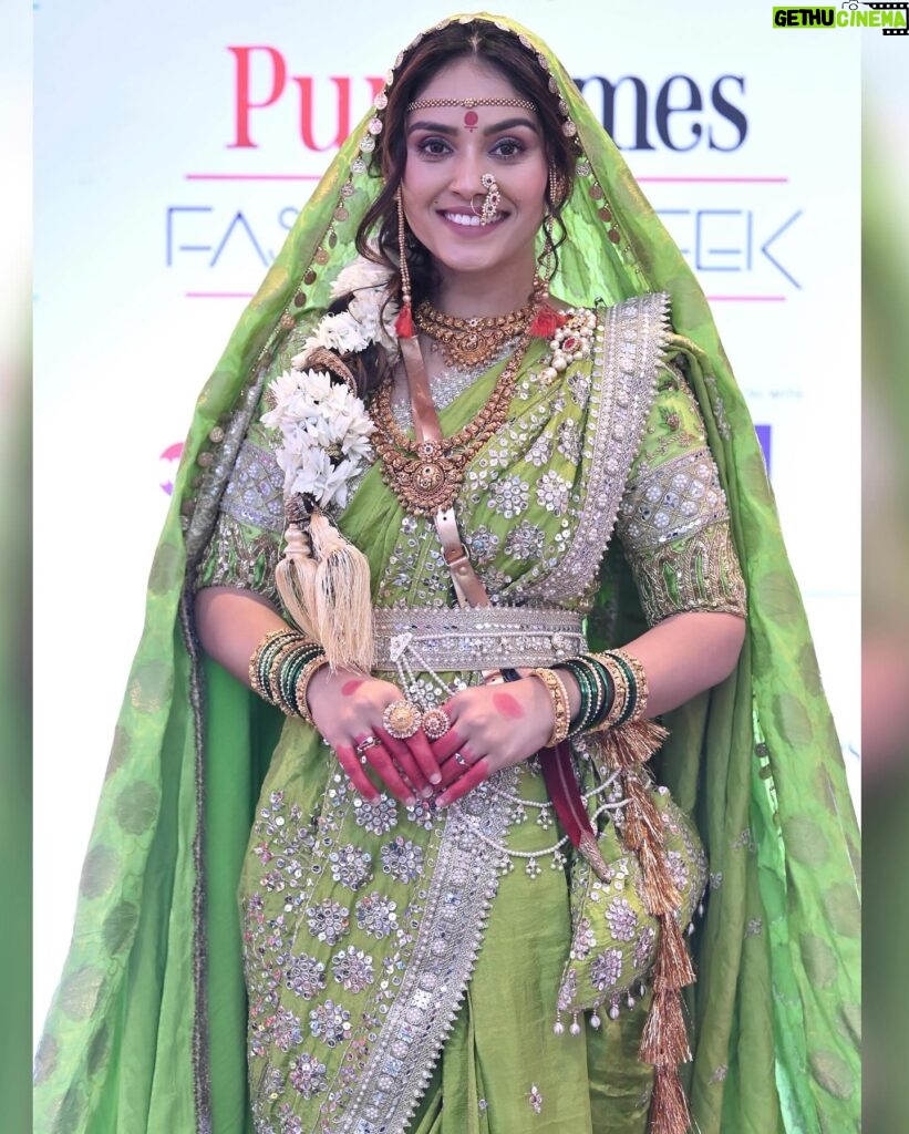 Pallavi Patil Instagram - 💚💚💚 . . Photography by @saneshashank @addy_d_0607 Makeup by @nupuradeshpande_artistry Hair by @hairandmakeupbyradhe Styled by @samprata23 CELEBRTITY management @makeupbyberdesaurabh Saree @royaltasta Jwellery @satyamjewellers Nath @jizajewellerystudio . . #saree #traditional #punetimes #punetimesfashionweek #pallavipatil