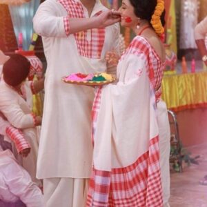 Pallavi Sharma Instagram - "নিম ফুলের মধু"-তে দেখুন দত্তবাড়ির সাথে জোড়াবাড়ির মহামিলনের দোল, আগামীকাল @ 8:00pm - 9:30pm শুধুমাত্র #ZeeBangla-র পর্দায়।
#NeemPhulerModhu #ZBReels #ZeeOnTheGoReels #ZbrMar24