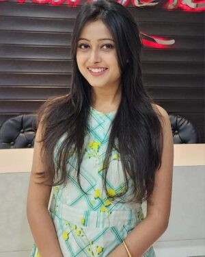Pallavi Sharma Instagram - New experience ❤️
#salon #new #hairstyle #love