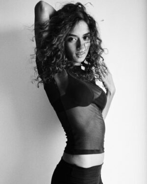 Paloma Monnappa Instagram - Palominsky at home 

Hair and make up by Tashi

#palomamonnappa #palominsky #portrait #personal #throwback