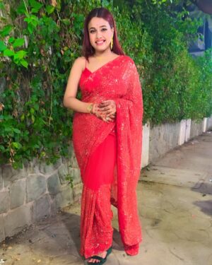 Pamela Mandal Instagram - Happy Diwali 

#festival #diwali #puja #ganpati #laxmipuja👣 #happydiwali #instagram #sareelove #bts