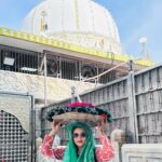 Pamela Mandal Instagram - Felling blessed #ajmir #dargah #jaipur #instagood #instagram #bts #lifestyle #traveling #roseday #blessed