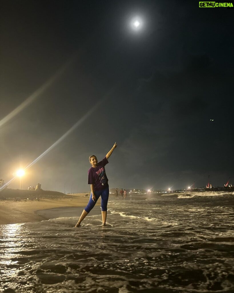 Pamela Mandal Instagram - Happy buddha Parama🙏🌷 #samundar #buddhapurnima #insta #dance #reels #life #lifestyle #instadaily #bts #beauty #lifestyle #bollywoodsongs #kahonapyarhai #sealife #sea #nightphotography #nightlife #universe #sprichuality ##spiritualjourney #blessed #goodvibes