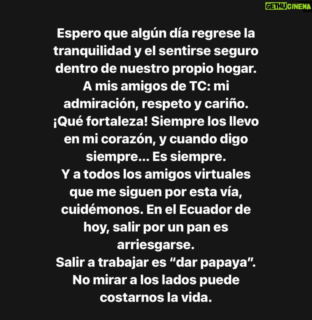 Pamela Sambrano Instagram - A 9 días del mes de Enero, a 9 nueve días de empezar el año, el que debía ser nuestro año…