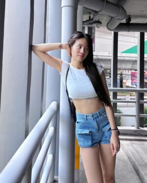 Panisara Rikulsurakan Instagram - 💙🤍