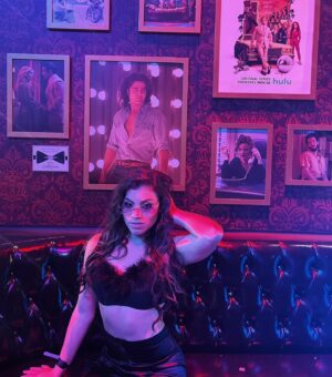 Paola Andino Instagram - 🪩🕺