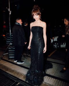 Paola Krum Instagram - Noche de los Martín Fierro ! Gracias amigo querido @jorgeoleon @atelierpucheta ..vestido soñado ❤️ @fabianpaz ♥️ @justaosadia @rubirubioficial Y gracias por los mensajes amorosos y el cariño de siempre que me llenan de alegría 💕