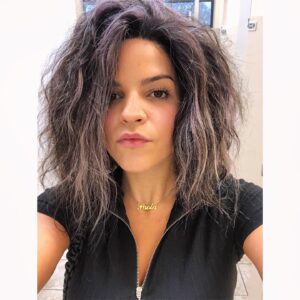 Paola Lázaro Instagram - Throwback to getting into one of the first steps for Juanita ‘Princess’ Sánchez for the first time 🧞‍♀️🧞🧞‍♀️ #thewalkingdead #PrincessTWD #TWDFamily #TWD #Thankful 🙏 💜