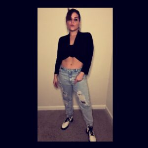 Paola Lázaro Instagram - Happy New Year y’all! This year I think I’m gonna reinvent certain things about myself. What are your plans for the year?

¡Feliz año nuevo, mi gente! ¿Cuáles son tus planes para este año?