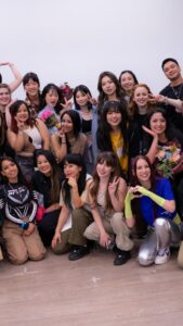 Paris Smith Instagram - I had so much fun dancing and performing for @debut_dance_district_ ❤️ This experience was so magical and special and I met so many amazing people along the way. Cheers to us!! I love you all ❤️🫶🏻🥰 DEBUT FIGHTING!!! thank you to everyone who came to support and for all my dance mates- i’m so grateful to dance alongside you all. 🥰🥰🥰