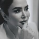 Parisa Roshani Instagram - كسي را زخمي نكنيد وقتي خودش مرهم تمام زخم هاي پيش رويتان بود ، چون بعضي ها جلوتر از شما راهو رفته اند و ميتونست مسير بهتري و براتون هموار كنند انسان خلاق و رهرو هميشه تو ذهن ادمها ميمونه حتي اگر به ظاهر انكارش كنيد زمان بهترين معلم من است ❤️