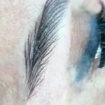 Parisa Roshani Instagram - 3DBrows ❤️ من زماني كه كار ميكنم ، انگار دستهام دست خودم نيست ، يك عشقه اثر درون دستهام جون ميگيره😊 😊 تمام كار دستگاه ميباشد