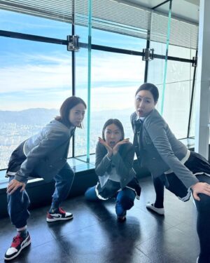 Park Eun-young Instagram - 엄마는 강했다!!
강한엄마 원정대💪🏻♥️