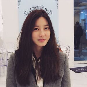 Park Se-young Instagram - #앞모습
#정면
#오랜만이에요:)
