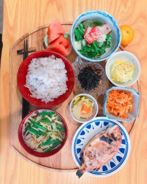 Park Se-young Instagram - #조식
#먹기아까워
#허허
#맛난거먹느라
#살찌는중
#게하의아침
#신났던시간들
#오래기억될추억
#:)