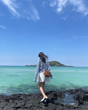 Park Seo-yeon Instagram - 