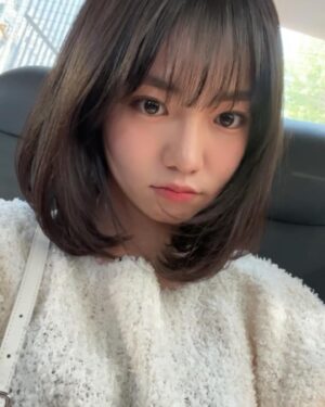 Park Seo-yeon Instagram - 😖