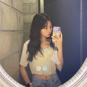 Park Seo-yeon Instagram - 