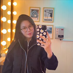 Park Si-eun Thumbnail - 3.3K Likes - Top Liked Instagram Posts and Photos