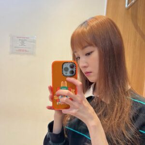 Park Bo-ram Instagram - 🥶