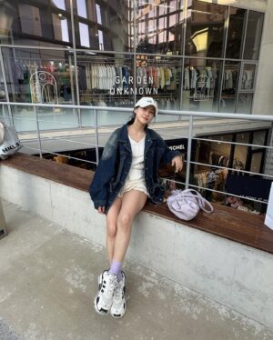 Park Gyu-ri Thumbnail - 10.2K Likes - Most Liked Instagram Photos