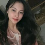 Park Gyu-ri Instagram – 4월의 나
꽈악 채워봤어 어때