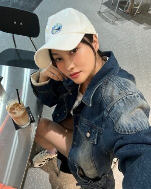 Park Gyu-ri Thumbnail - 10.2K Likes - Most Liked Instagram Photos