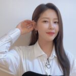 Park Ha-na Instagram - 오늘은 골때녀 하는날~~~ 9시 SBS #골때녀 보시고~ 10시 30분 MBC #라디오스타 보러오세요🧡