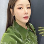 Park Ha-na Instagram - 💚