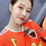 Park Ha-na Instagram - 드디어 골때녀 오픈~ 그동안 입이 너무 간질간질 했다구요~앞으로 많은 응원 부탁드려요~🧡 아자!! 삐약🐥#sbs골때리는그녀들#액셔니스타#🧡