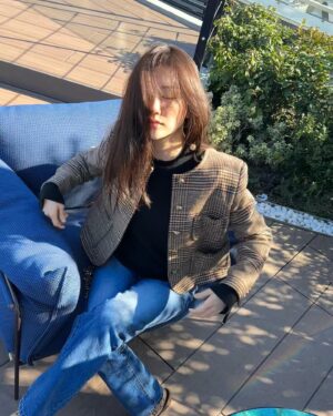 Park Ha-seon Instagram - 경칩🐸인데 나만 추워요?!!!!!!!!!!!!