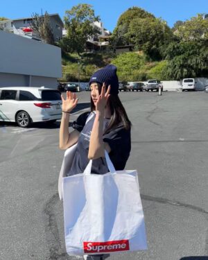 Park Ha-seon Instagram - 난 내 삶의 끝을 본 적이 있숴!

#박태지